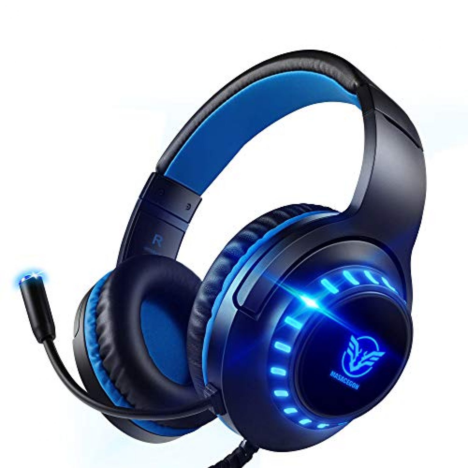Perfect Gaming Headsets With Microphone Monitoring with Futuristic Setup